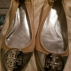 Tory Burch flat shoes